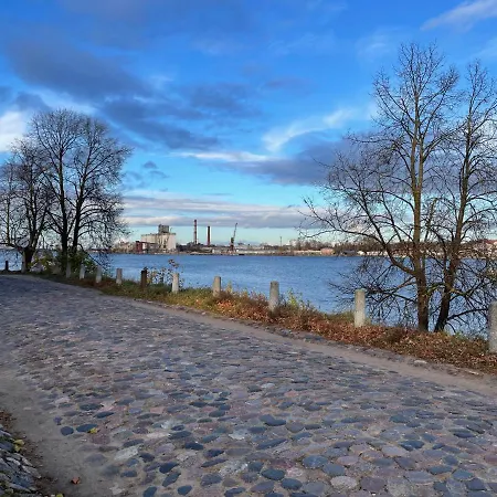 Apartment Kipsala With Free Parking Riga